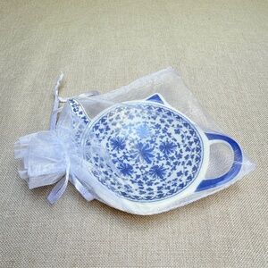 Blue and White Teapot Shaped Teabag Holder in Gift Bag
